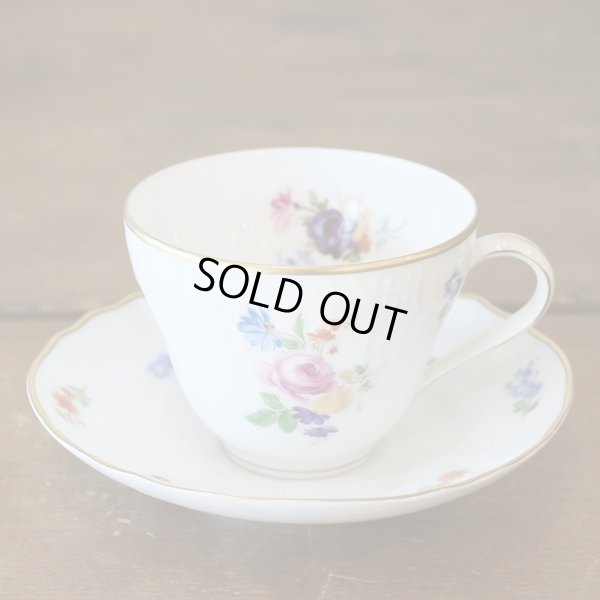 画像2: ドイツ　フッチェンロイター　カップ＆ソーサー　花柄　未使用品