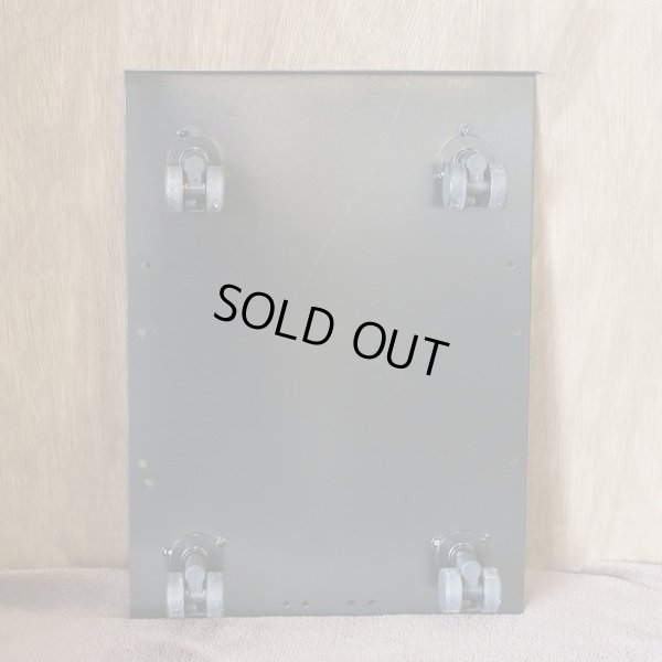 画像9: イギリス　BISLEY　9段スチールキャビネット　ブラック　ユーズド品