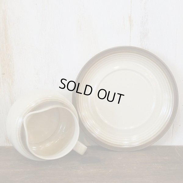 画像4: Wallace Heritage　ソースポット/グレイビーボート　サンドベージュ　受け皿付き　未使用品（む2821）