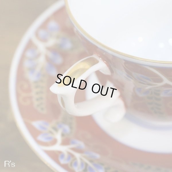 画像4: 有田焼　其泉窯　萬國博覧會の伊万里　カップ＆ソーサー　赤濃藤唐草文　モデルルーム展示品