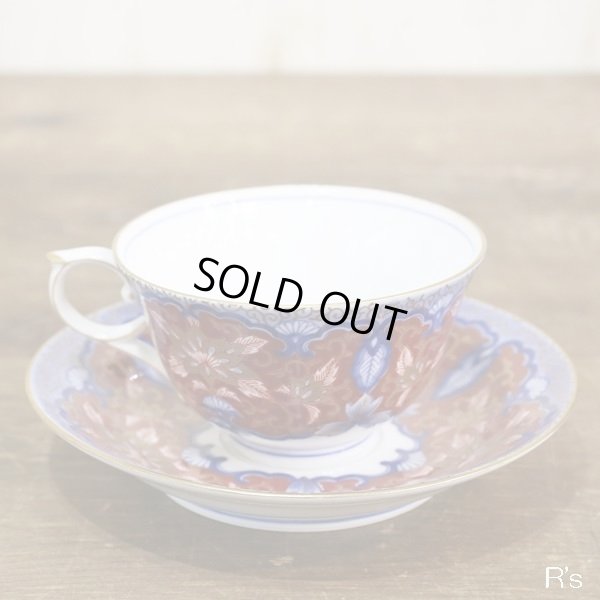 画像3: 有田焼　其泉窯　萬國博覧會の伊万里　カップ＆ソーサー　染錦赤地唐花文　モデルルーム展示品