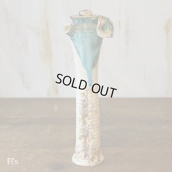 画像2: 宇田峡月・作　古信楽風急須型　花活け　花瓶　ユーズド品（ワ4263）