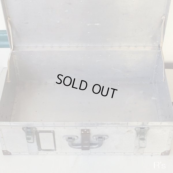 画像7: アンティーク　アルミ製トランク　リベット留め　シャビーシックインテリア（店4782）