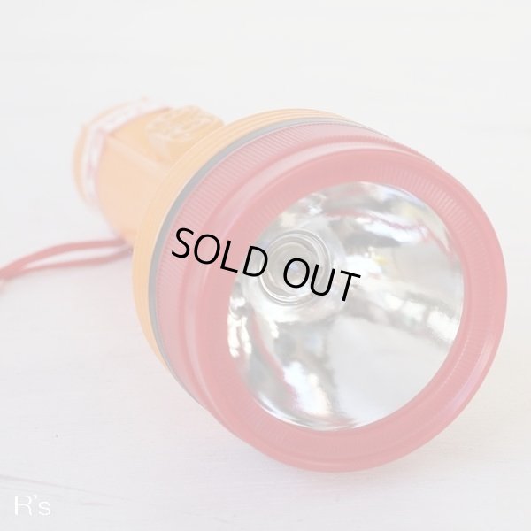 画像5: ユアサ　防水ライト　レトロ　懐中電灯　FE-1202　オレンジ×赤　未使用品　箱付き（つ4795）