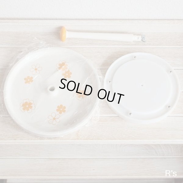 画像2: 岐阜プラスチック工業　リス　レトロ　卓上調味料スタンド　回転台　トレビアン　オレンジ　未使用品（ｊ5051）