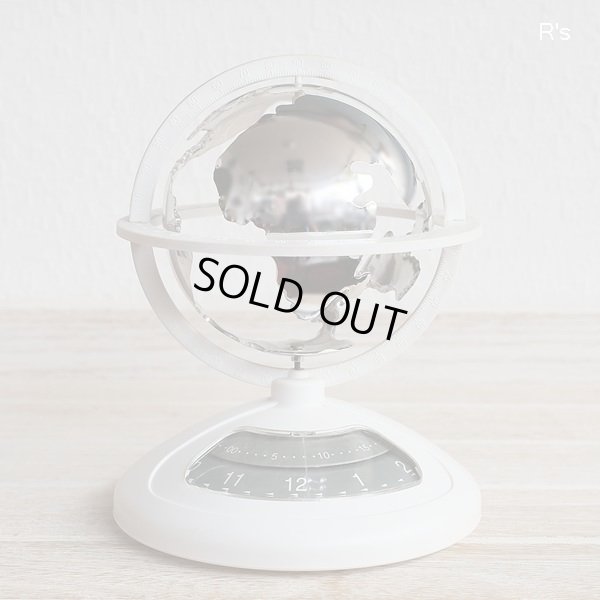 画像2: 回る地球儀時計　レトロ　置時計　白　ユーズド品（店5274）