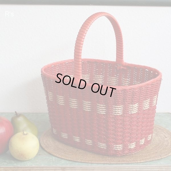 画像1: レトロ　ビニール編み　籠バッグ　買い物カゴ　赤　ユーズド品（店5387）