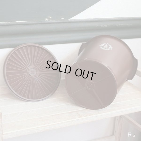 画像5: タッパーウェア　マキシデコレーター　丸型保存容器　5.8L　ブラウン　柄付き　未使用品（店4491）