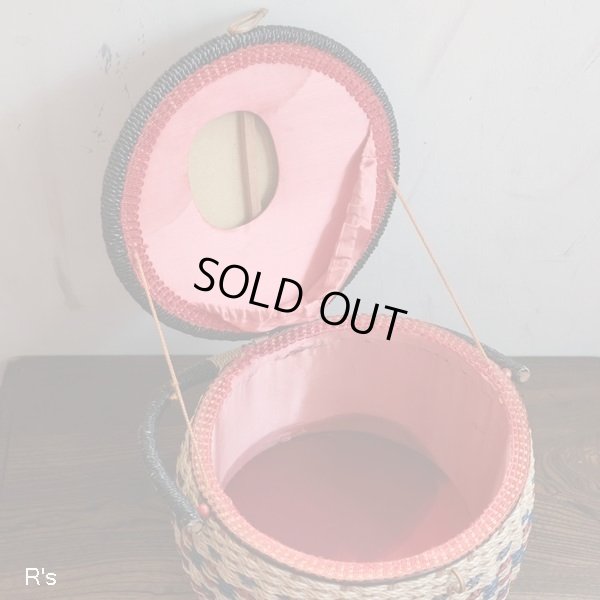 画像7: レトロ　ビニール編みカゴ　ソーイングバスケット　裁縫箱　ユーズド品（店4146）