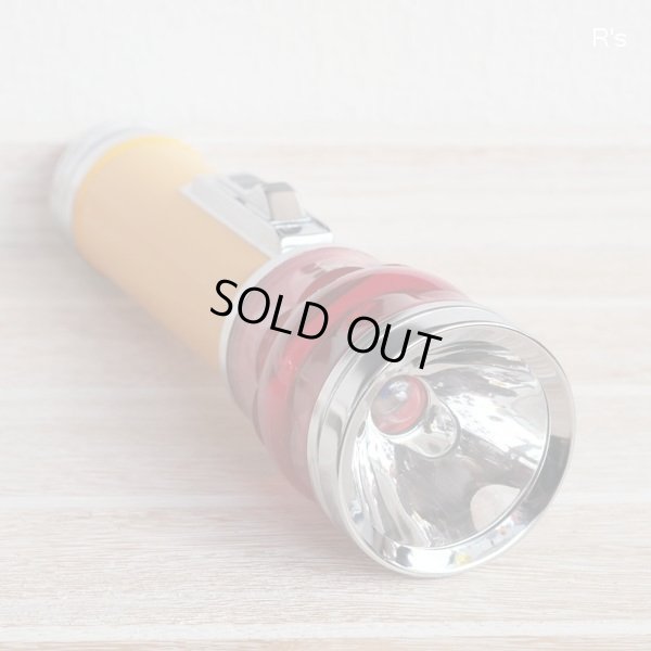 画像5: 富士通　レトロ　懐中電灯兼非常灯　イエロー　未使用品(S4849)