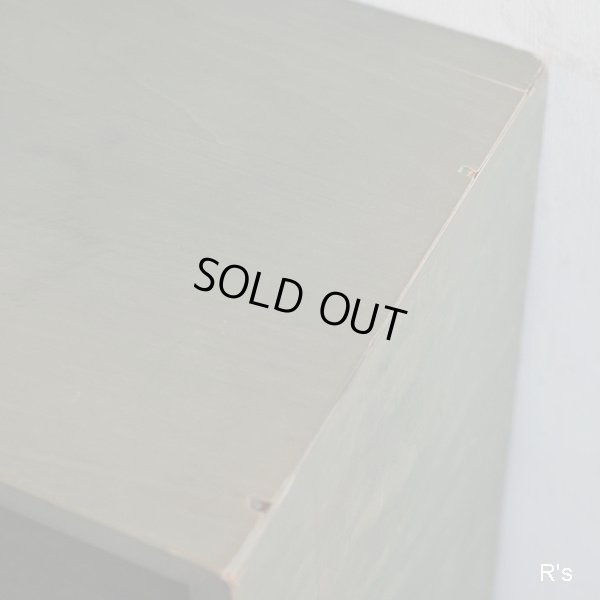 画像9: レトロ　木製　飾り棚　4段　コレクションキャビネット　グリーン　ユーズド品（店2250）