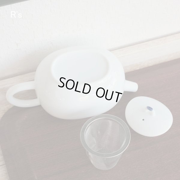 画像6: 急須　楕円　白　団子柄　茶こし付き　未使用品（箱6 744）