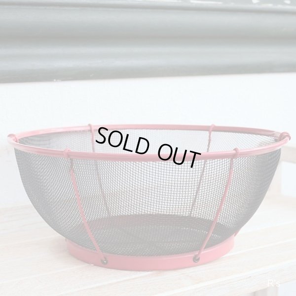 画像2: レトロ　金属製　水切りざる　赤×黒　未使用品