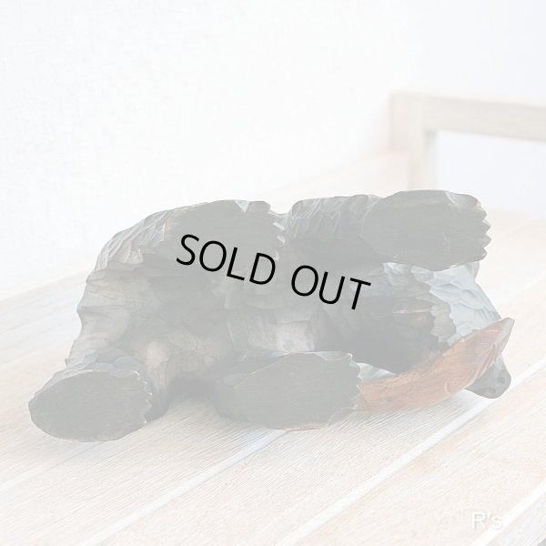 画像9: 北海道民芸　木彫り　鮭をくわえた熊の置物　ユーズド品