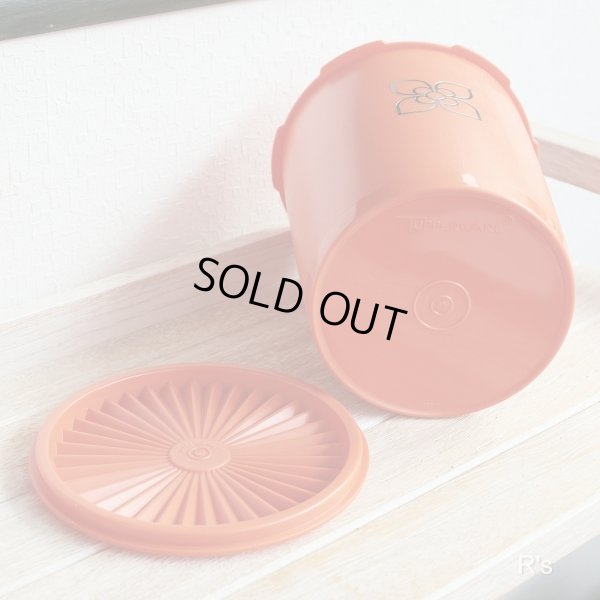 画像4: タッパーウェア　デコレーター　丸型保存容器　1.9L　柄付オレンジ　未使用品（冷6165）