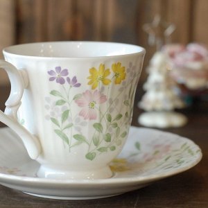 画像: ノリタケ　コンテンポラリー　コーヒーカップ＆ソーサー　野の花柄　ユーズド美品（ち1424）