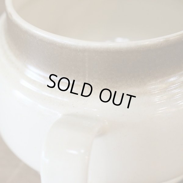 画像8: Wallace Heritage　ソースポット/グレイビーボート　サンドベージュ　受け皿付き　未使用品（む2821）