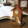 画像1: 木製　温度計付きペン立て　犬小屋　木彫り　ユーズド品（ヌ3210）