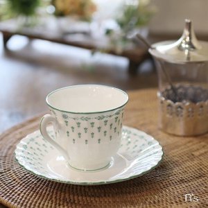 画像: ノリタケ　スタジオコレクション　ボーンチャイナ　カップ＆ソーサー　グリーン　小花柄　未使用品（わ4177）