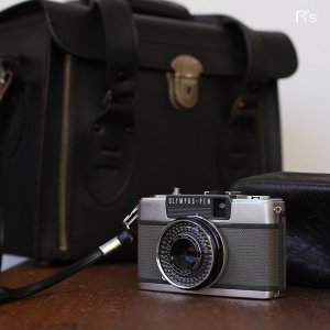 画像: OLYMPUS-PEN　オリンパスペン　EES-2　グレー　ソフトケース付き　ユーズド品（ｑ4447）