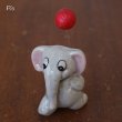 画像6: Lovely　Elephant　風船を持ったゾウの置物　陶器の象　ユーズド品（店4468）