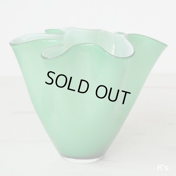 画像3: レトロ　ガラス　フラワーベース/花瓶　ウェーブ　グリーン　未使用品（店4853）