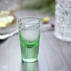 画像: レトロ　ショットグラス　リキュールグラス　グリーン（も5031）