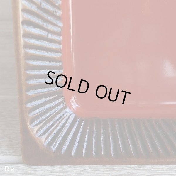 画像2: しこく彫　角盛皿内朱　24ｃｍ　No.213　未使用品　箱付き（わ5434）