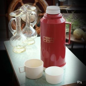 画像: THERMOS　サーモス　水筒　携帯用まほうびん　赤　ユーズド美品（ネ5500）