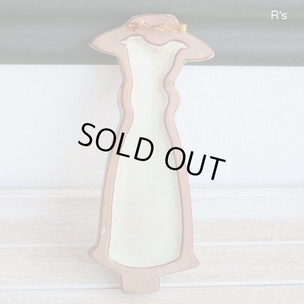 画像8: 陶器製　女の子型ウォールミラー　一輪挿し付き　ユーズド品（店5783）