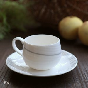 画像: HOYA　CHINA　ホヤチャイナ　カップ＆ソーサー　New　Ivory　ストライプ　未使用品（箱1 341 ）