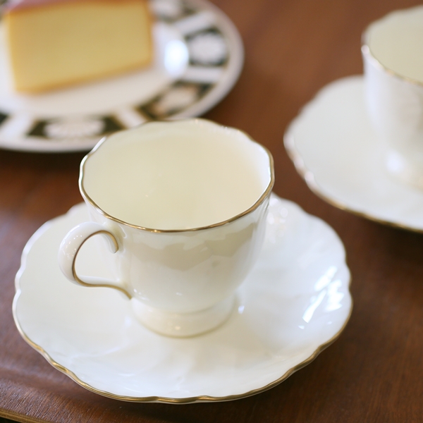 画像1: NARUMI　鳴海製陶　コーヒーカップ＆ソーサー　HELIOS　未使用品（ハ3405）