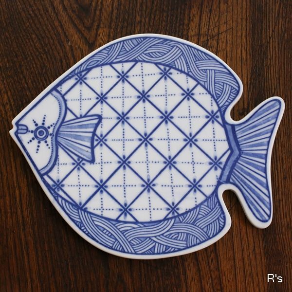 画像2: 陶器製　鍋敷き　魚型　ユーズド美品（た5394）
