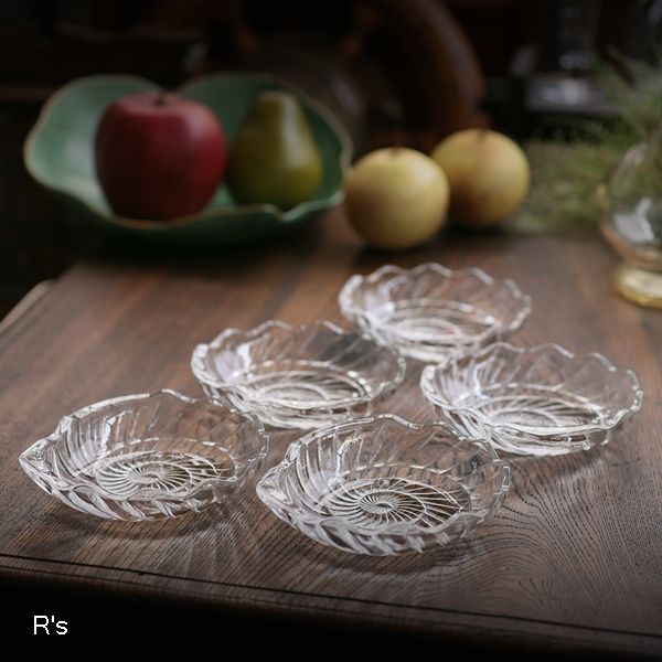 画像1: 長谷川硝子　トロピカルシェルシリーズ　貝型ガラス小皿5枚セット　未使用品　箱付き（メ5686）