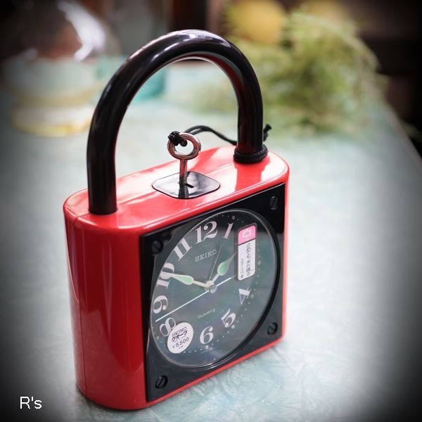 画像1: SEIKO　セイコー　錠前型置き時計　目覚まし時計　展示品（ｋ5806）