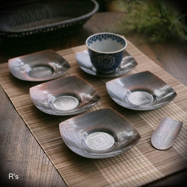 画像1: 杉金堂　銅製茶托　5客揃え　茶さじ付き　未使用品（た5843）