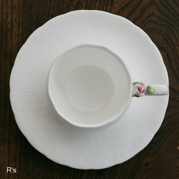 maruri マルリ ボーンチャイナ コーヒーカップ＆ソーサー ローズ 未使用品 （冷6 箱1 6 4138） - リユースショップ R's