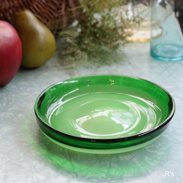画像1: レトロ　ガラスプレート　盛皿　グリーン　ユーズド品 （D4103）