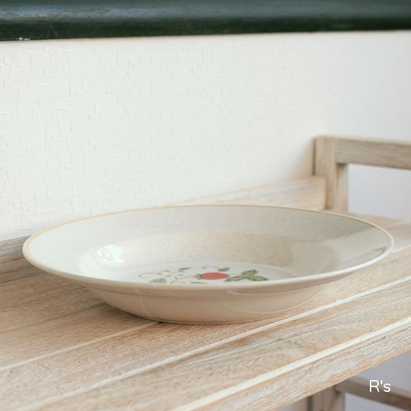 画像3: NIKKO　NKT　日本硬質陶器　23ｃｍ深皿　カレー・シチュー皿　いちご柄　未使用品(KK4438)