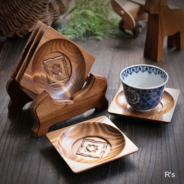 画像1: 北海道民芸　アイヌ　木彫り　茶托5枚＆スタンドセット　ユーズド品（店4088）