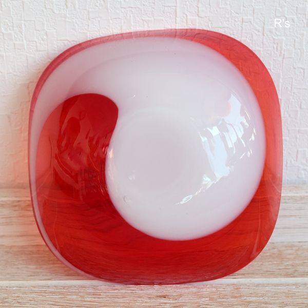 画像4: レトロ　13ｃｍ　ガラスプレート　赤×白　未使用品（セ711）