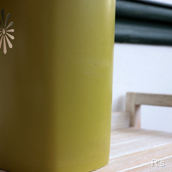 画像5: タッパーウェア　デコレーター2個セット　丸型保存容器　3.7L＆1.9L　柄付き　オリーブグリーン　ユーズド品 (TP6245)